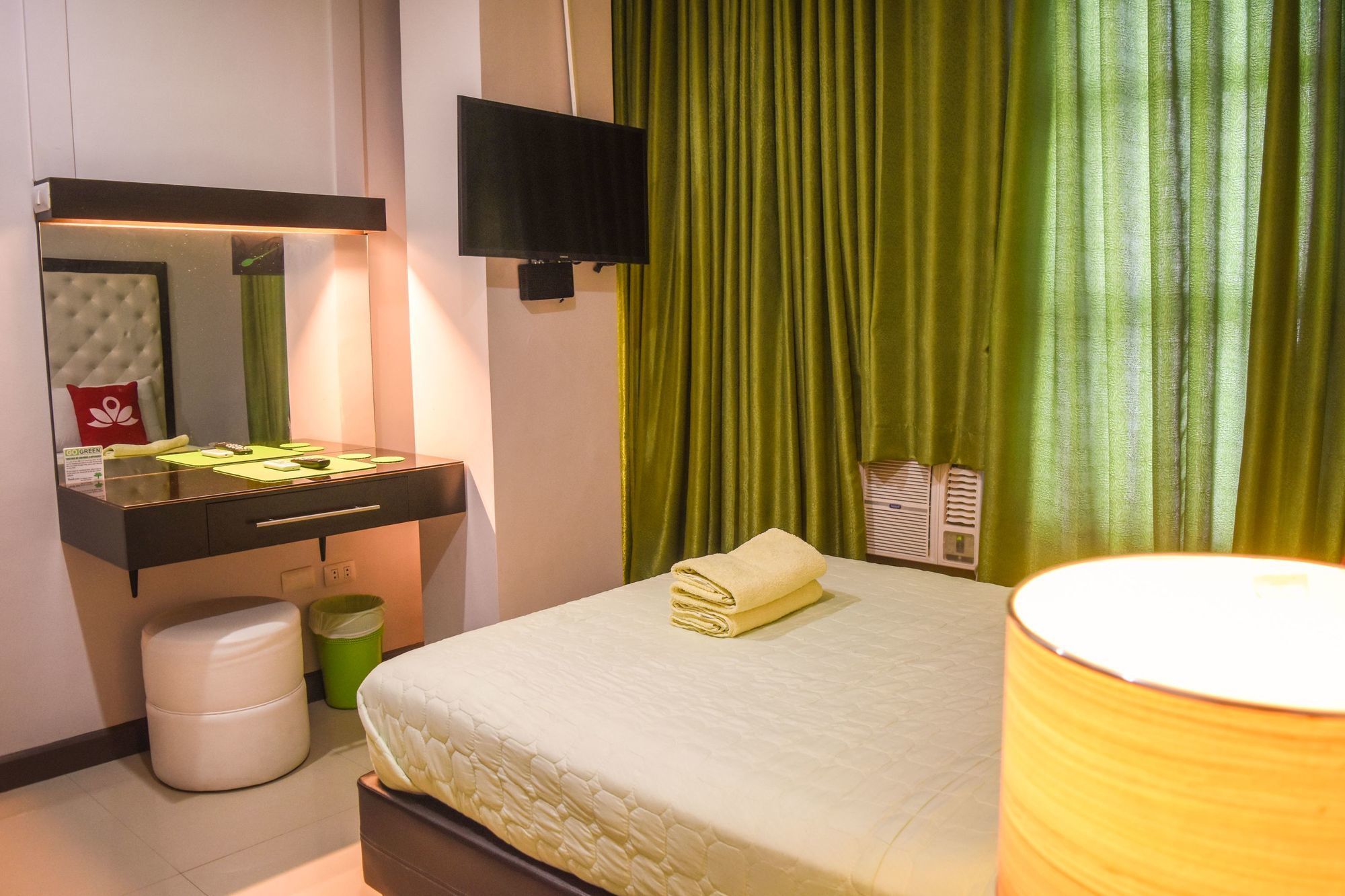Zen Rooms Pryce Business Park Davao City Eksteriør bilde